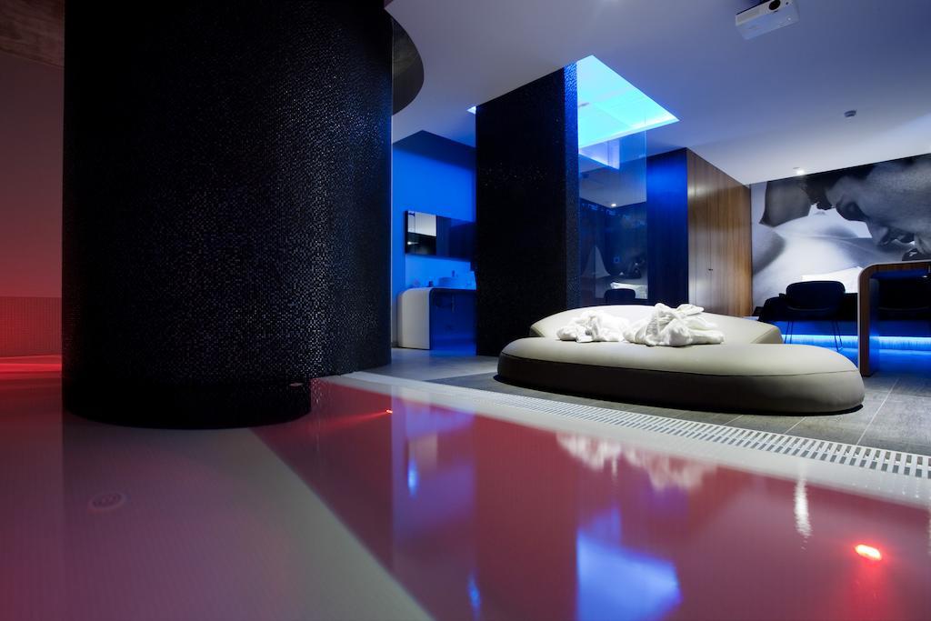 Suite with Pool and Turkish Bath,237116533:JPEG