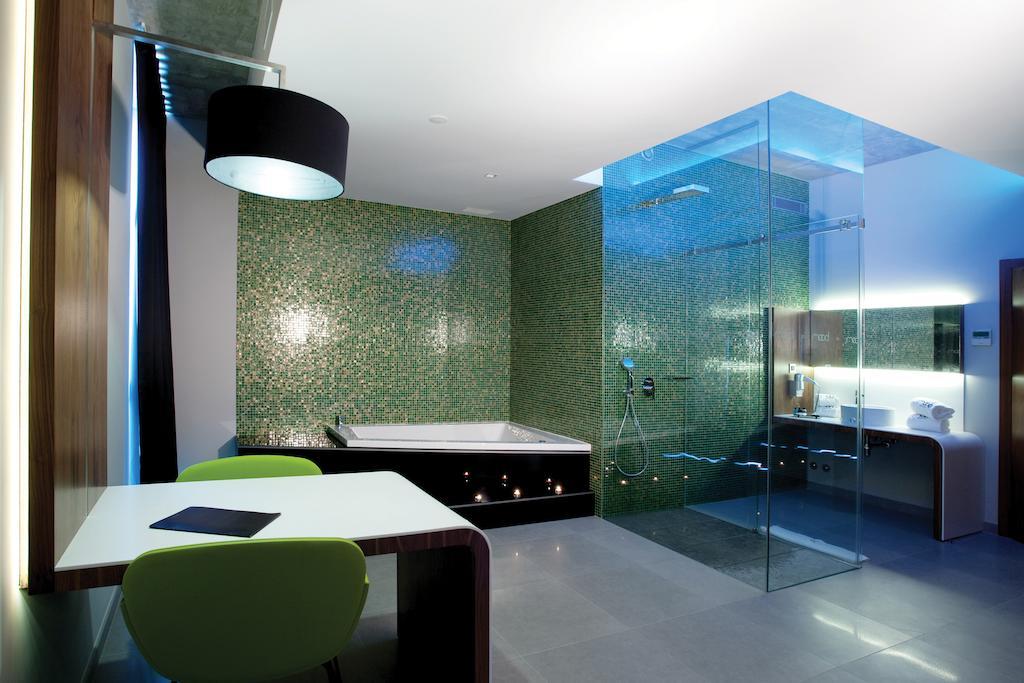 Suite Hot Tub